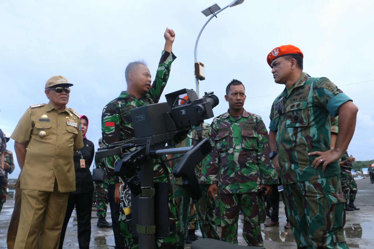 Rudal dan Meriam Paskhas AU Tembaki Drone