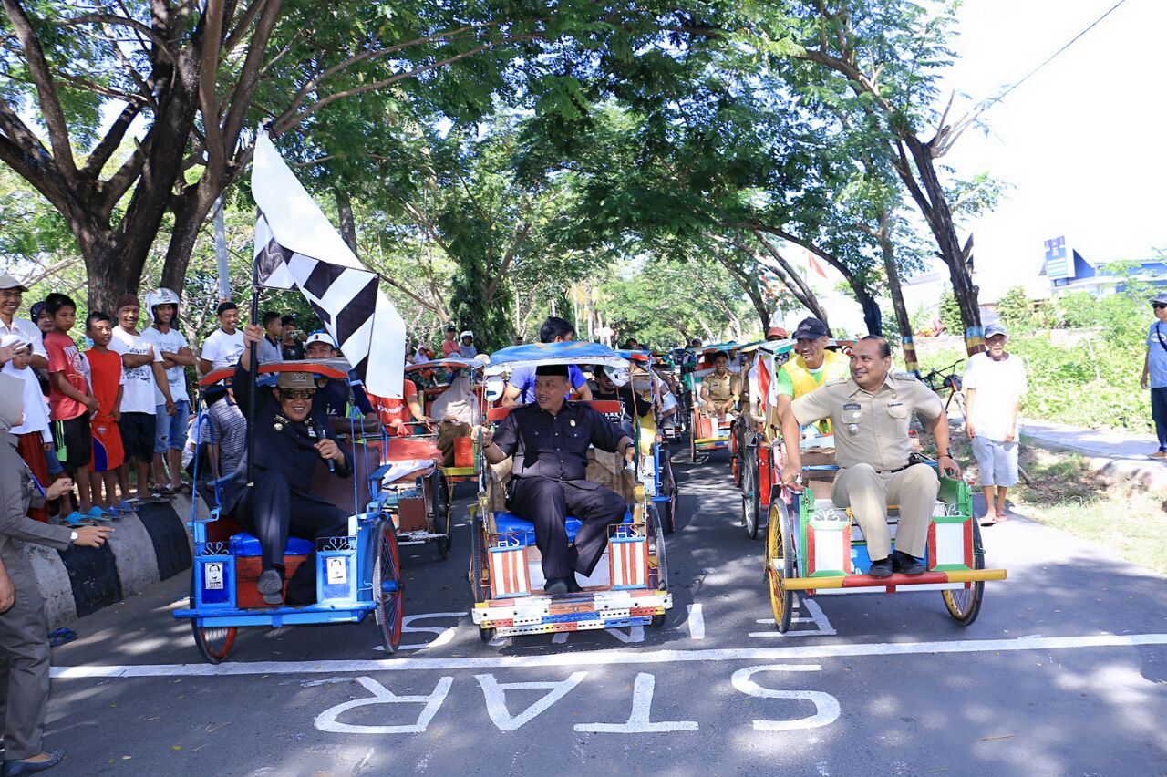 Becak Ujungbulu Ikut Balapan Bupati Beri Tambahan Hadiah 200 Ribu kepada Para Pemenang