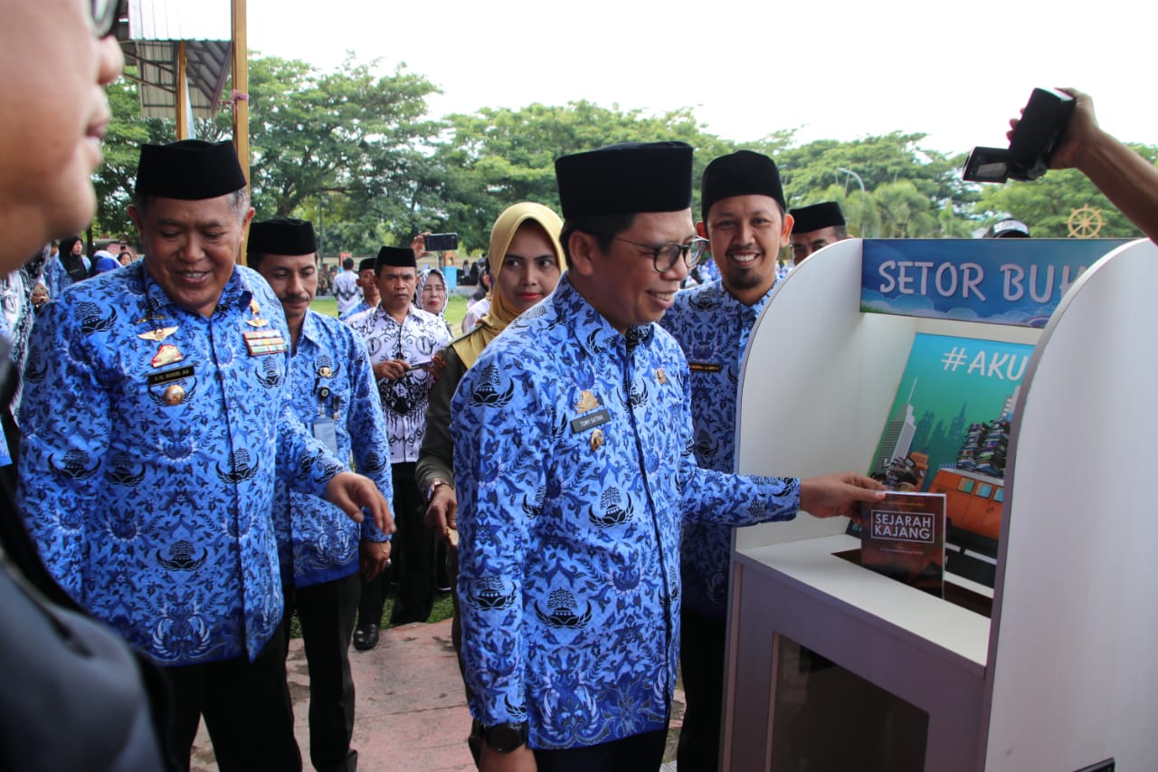 Peringatan HUT Korpri Berlangsung Semarak, Bupati Bulukumba Launching Kotak Pustaka