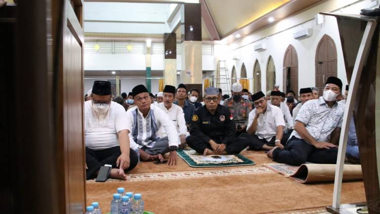 Bupati Andi Utta dan Jajarannya, Safari Ramadan di Markas Pejuang Subuh