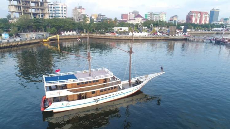 Dua Kapal Pinisi dari Bulukumba Diundang Ikut Memeriahkan F8 Makassar 