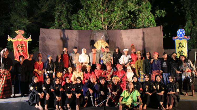 Bupati-Wabup Hadiri HUT Teater Kampong ke 43