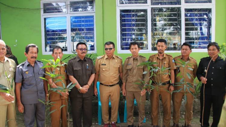 Musrenbang Ujung Loe: Andi Utta Kembali Bagikan 400 Bibit Unggul