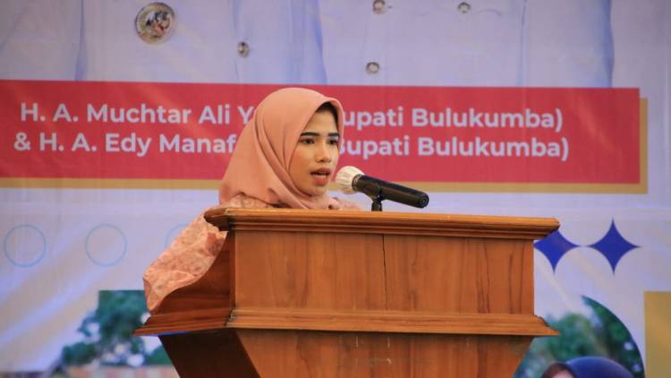 Tangis Haru Anak Tidak Sekolah Kembali Bersekolah di Bulukumba