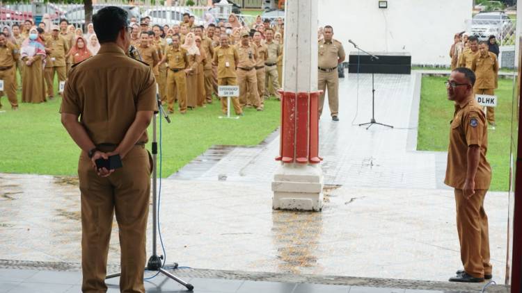 Wabup Edy Manaf Puji Amir sebagai ASN yang Disiplin