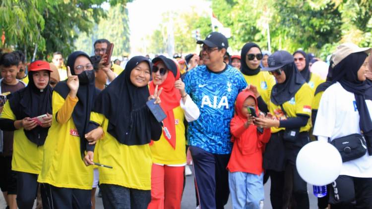 Wabup Edy Manaf Lepas Jalan Sehat dan Pesta Rakyat Fokusmaker