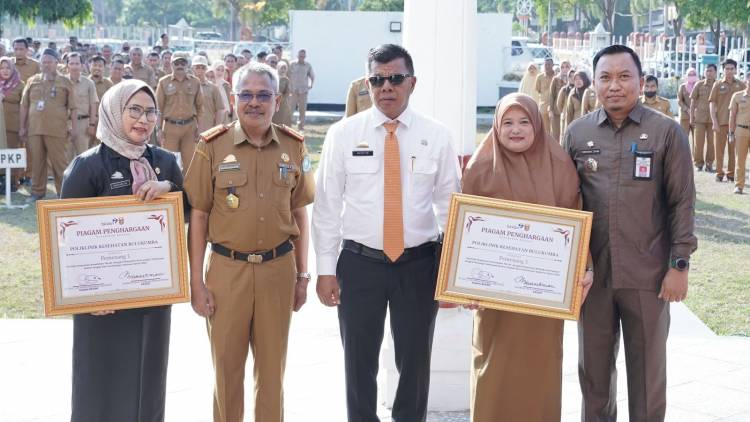 Bupati Andi Utta Serahkan Penghargaan BKKBN Pusat, Bulukumba Terbaik Ketiga Nasional