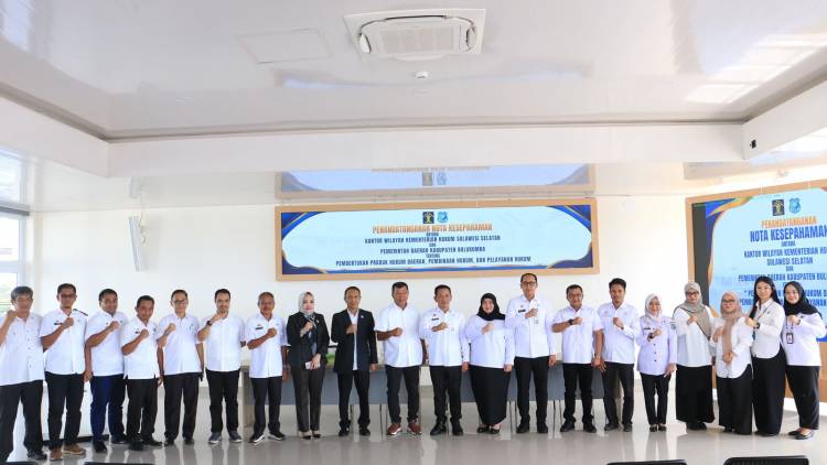 Teken Nota Kesepahaman, Kemenkum Sulsel Serahkan 5 Hak Kekayaan Intelektual Bulukumba