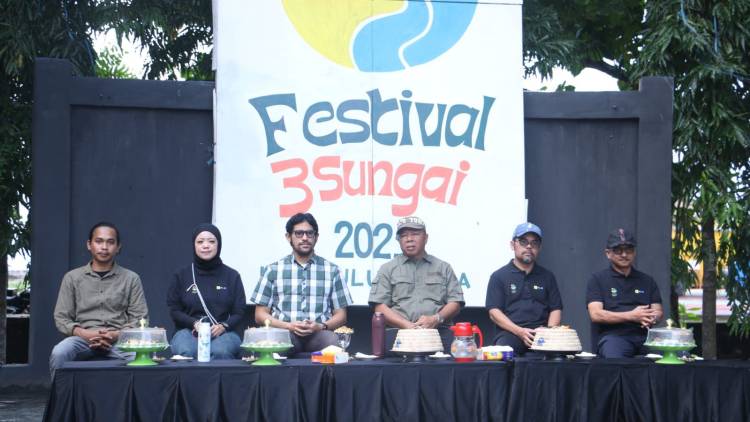 Komitmen Jaga Sungai dari Ancaman Sampah, Bupati Andi Utta Buka Festival Sungai