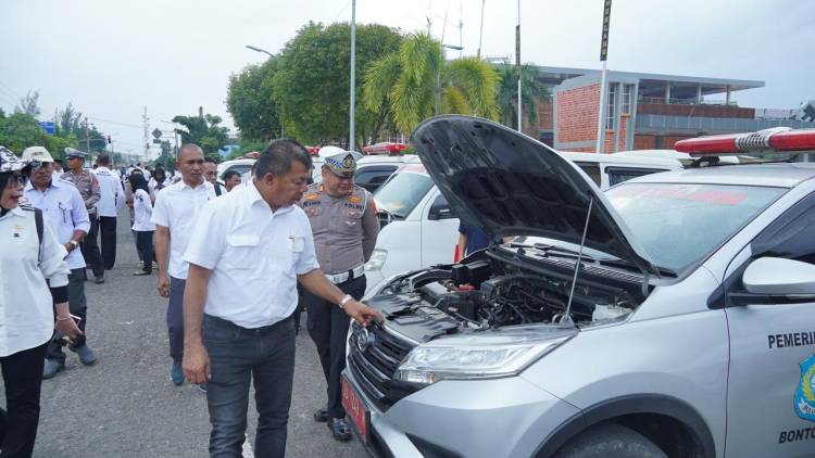 Ada Apa Gerangan, Seluruh Ambulans Desa Serbu Lapangan Pemuda