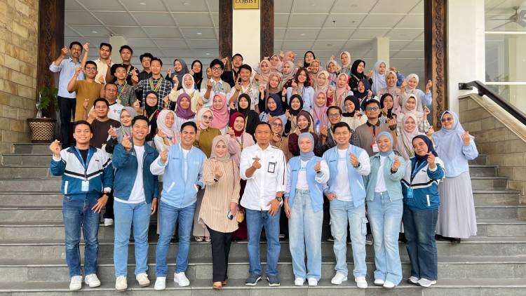 Pelajar hingga PNS di Bulukumba Dilatih Public Speaking