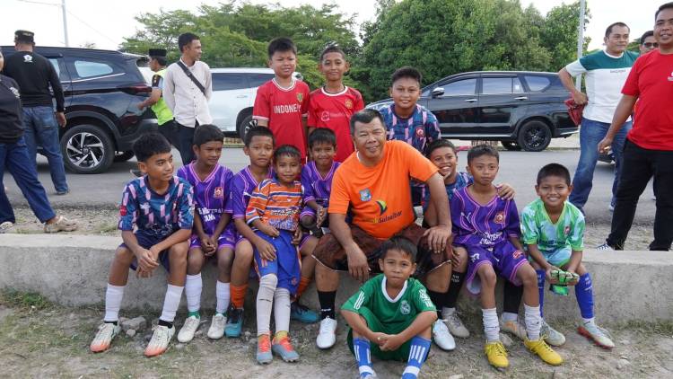 Serunya 'Paggolo Lipa' Pemkab Vs DPRD, Andi Utta Dikawal Ketat