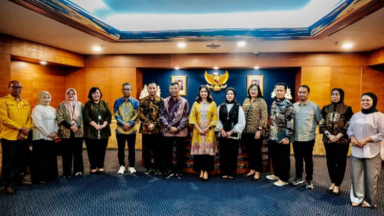 Temui Wamen Pariwisata, Bupati Andi Utta Undang ke Festival Pinisi