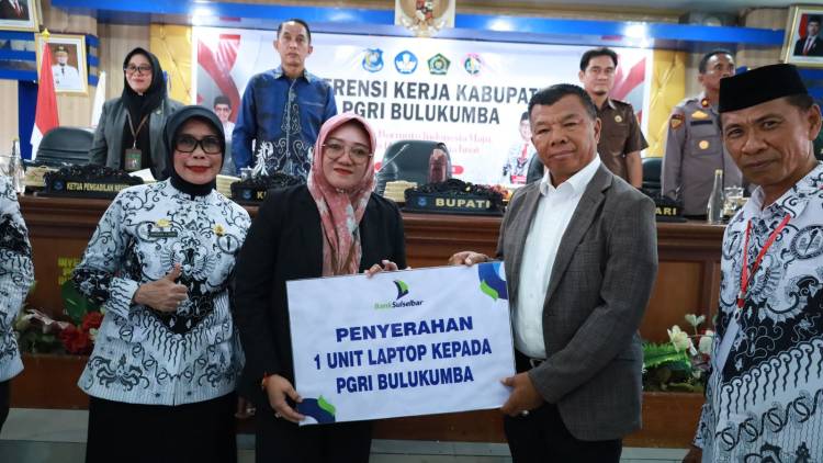 Bupati Andi Utta Minta Guru tak Monoton dalam Mendidik