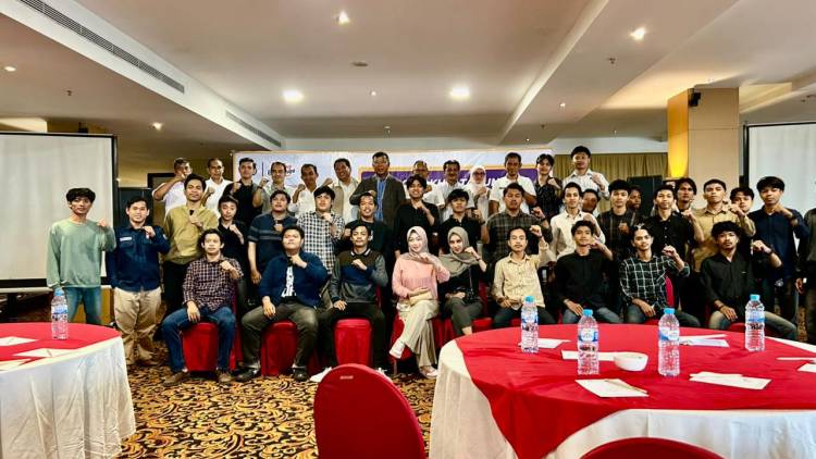 Dialog Akhir Tahun di Makassar, Bupati Andi Utta Ajak Mahasiswa Kolaborasi Bangun Bulukumba