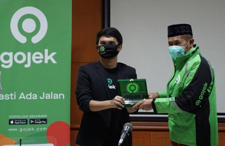 Bupati Bulukumba AM Sukri Sappewali di Kantor Bupati, Jumat 8 Mei 2020.