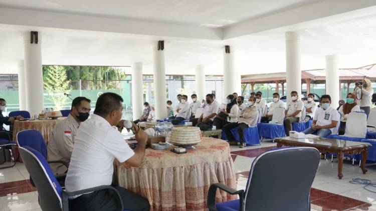 Buka Pelatihan SPSE dan SIRUP Andi Utta : Tender Harus Tepat Waktu