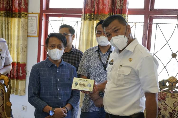 Andi Utta Dorong Dodol Aksata Lebih Berkembang