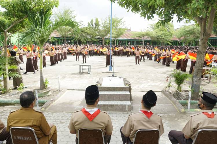 Wabup Edy Manaf Canangkan Uniform Pramuka Lengkap di Tanggal Cantik