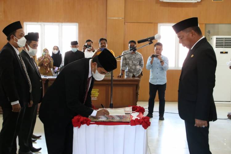 Bupati Andi Utta Lantik Pimpinan Baznas