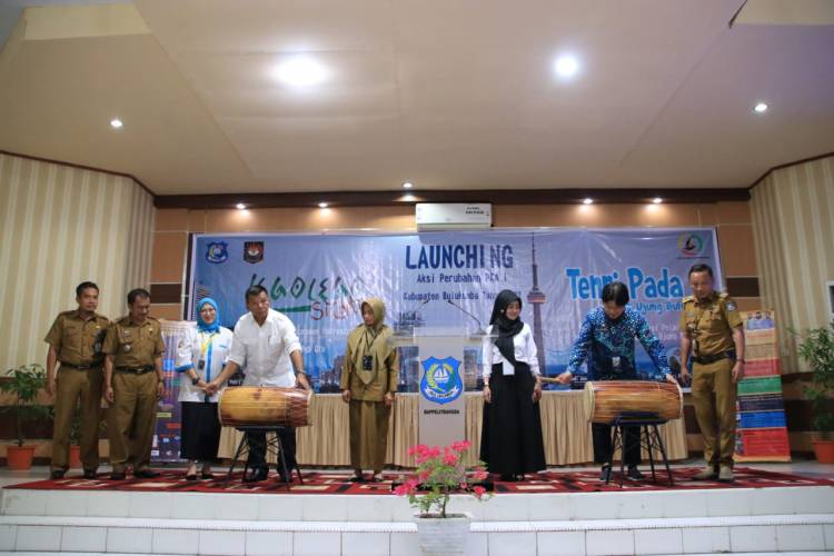 Bupati Andi Utta Launching Inovasi 'Lego-lego Si Cantik' dan 'Tenripada'
