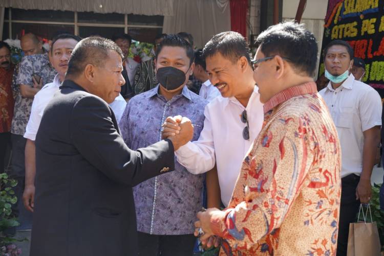 Andi Utta Apresiasi Burhanuddin Andi Dirikan Kantor Law Firm 