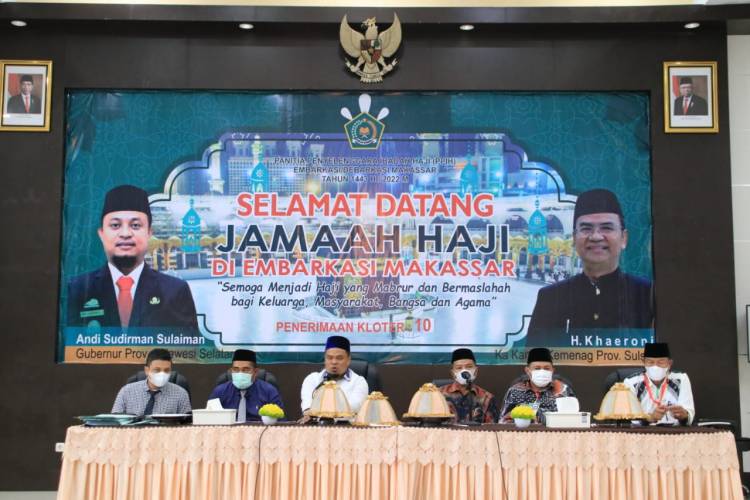 Serahkan Jemaah Calon Haji Bulukumba, Andi Utta Minta Fokus Ibadah dan Jaga Kesehatan 