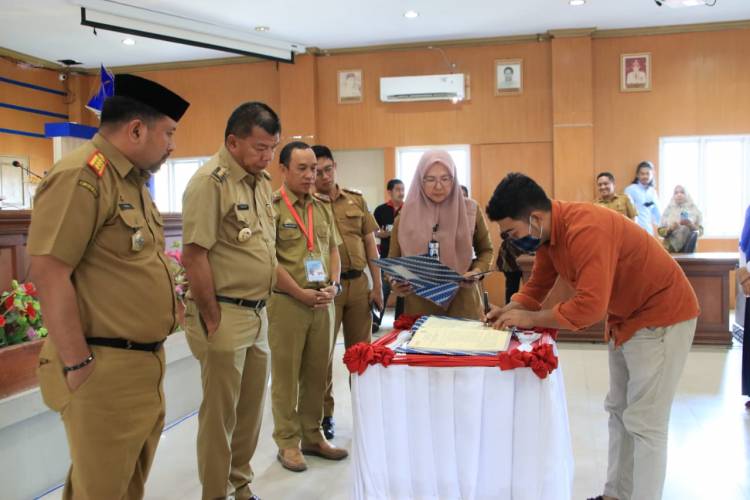 Pasarkan Produk UMKM Bulukumba, Pemkab-Peritel Modern Teken Kerja Sama