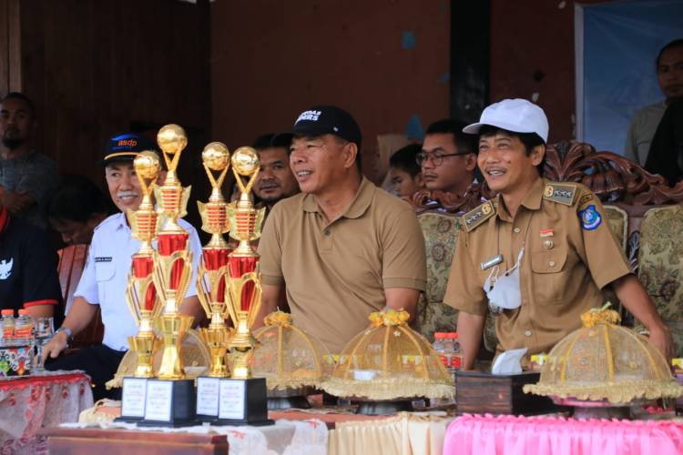 Sehari, Andi Utta Buka dan Tutup Bupati Cup I Tingkat Kecamatan