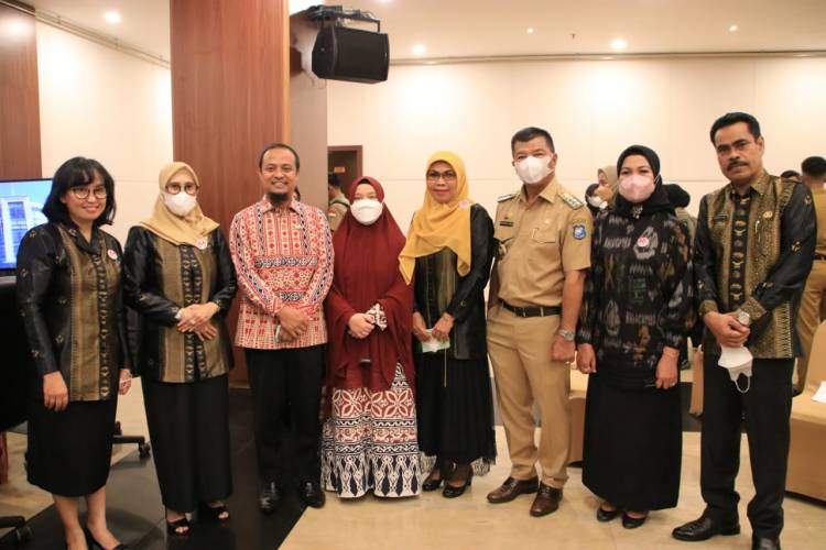 Dilantik Sebagai Ketua Dekranasda Bulukumba, Herfida Attas Optimis Produk Bulukumba Go International