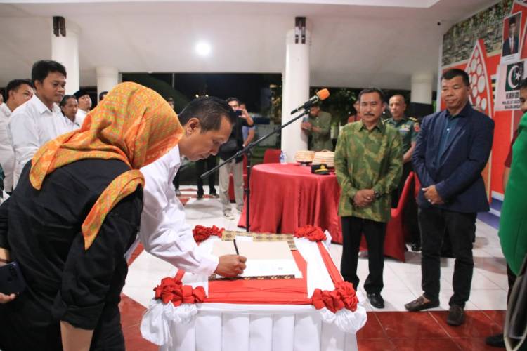 Pelantikan KAHMI Bulukumba Syahruni : Bupati Andi Utta Pemimpin Strong
