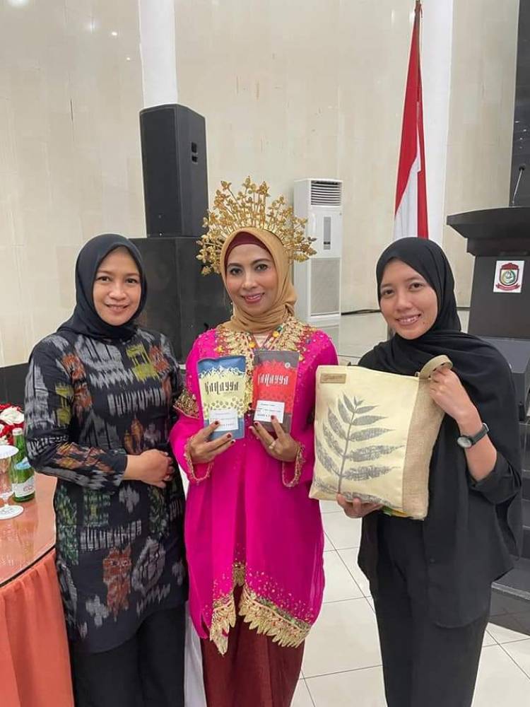 Istri Menteri Investasi Dapat Oleh-oleh Kopi Kahayya Bulukumba