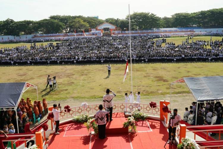Spesial HUT ke-77 PGRI, 9 Ribu Guru Tumpah di Stadion Mini Bulukumba