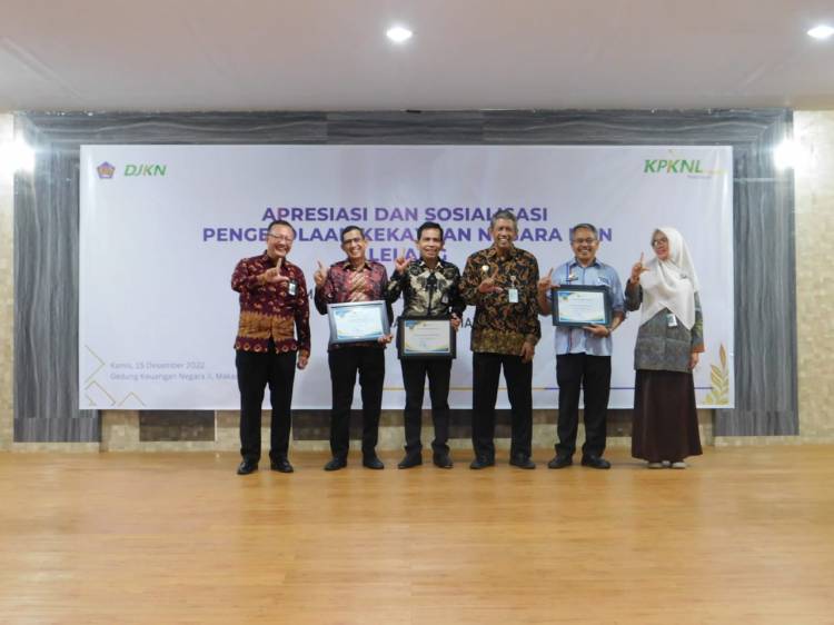 Pemkab Bulukumba Raih Penghargaan Pokok Lelang Tertinggi (Non Eksekusi) dari Kementerian Keuangan