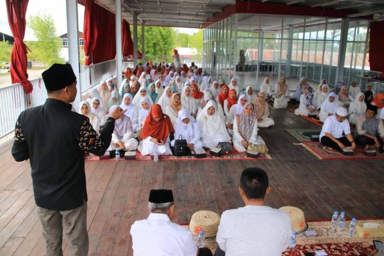Dekranasda Bulukumba Gelar Zikir Akhir Tahun