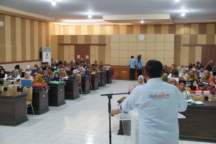 Diskominfo Gelar Sosialisasi untuk Perkuat Peran PPID dalam Layanan Informasi