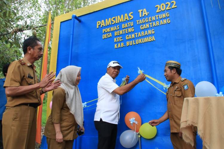 Peresmian Pamsimas, Kades Benteng Gantarang: Pak Bupati Beri Bukti