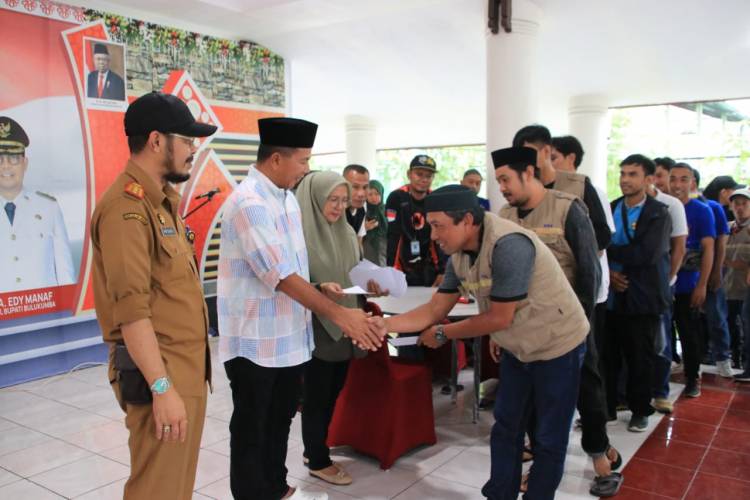 Usai Satpol-Damkar, Giliran Tim Kendali Banjir Dapat THR dari Andi Utta