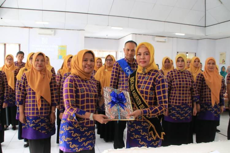 Andi Herfida Muchtar Lantik Pengurus Pokja Bunda PAUD Bulukumba 