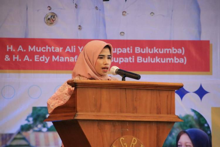 Tangis Haru Anak Tidak Sekolah Kembali Bersekolah di Bulukumba