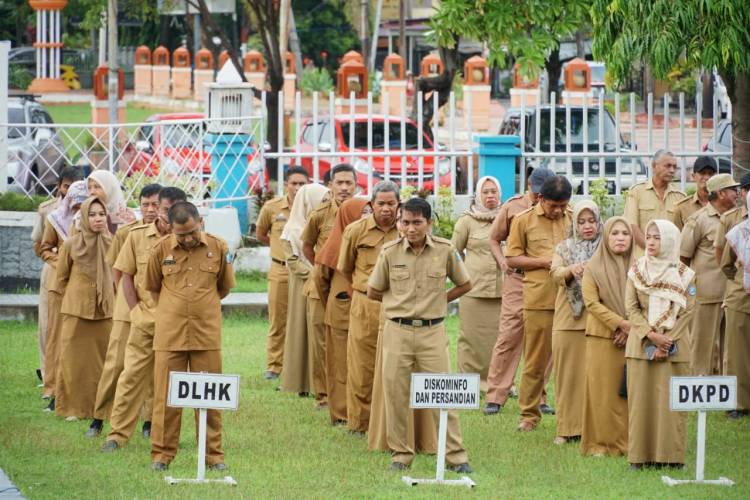 Wabup Edy Manaf Puji Amir sebagai ASN yang Disiplin