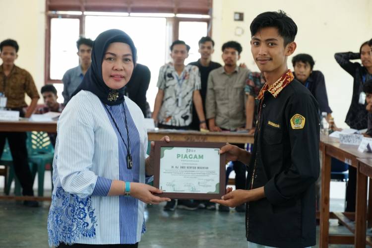 Training Raya HMI, Istri Bupati Bulukumba Ajak Mahasiswa Bersinergi