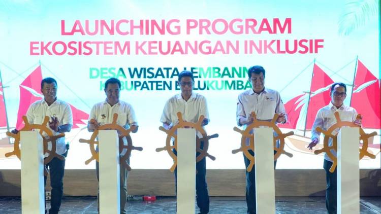 Pj Gubernur Bersama Bupati Bulukumba dan Pimpinan OJK Launching Program EKI di Desa Lembanna Bulukumba