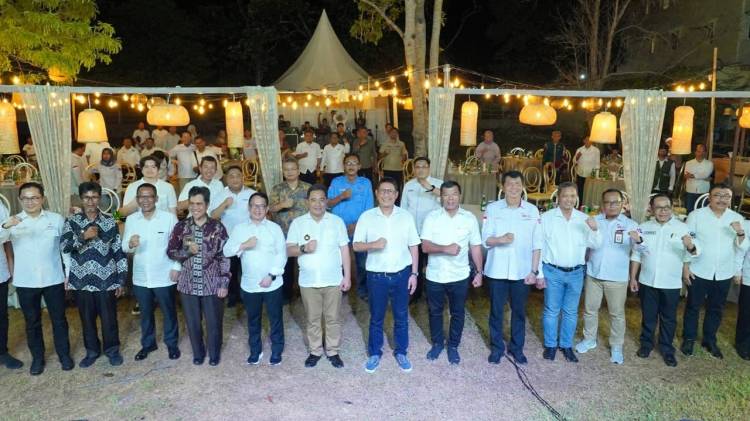 Pj Gubernur Bersama Bupati Bulukumba dan Pimpinan OJK Launching Program EKI di Desa Lembanna Bulukumba