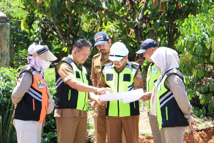 Pjs Bupati Bulukumba Keliling Kecamatan Pantau Sejumlah Proyek Infratruktur