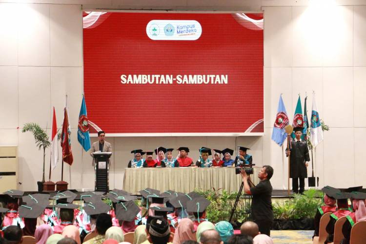 Hadiri Wisuda STIKES PH, Wabup Edy Manaf Bangga Alumninya Sudah Bekerja di Luar Negeri