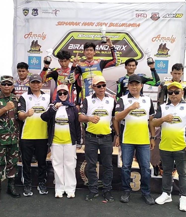 Diikuti 447 Pebalap, Bupati Andi Utta Tutup Bira Prix 2025 di Sirkuit Titik Nol  Tutup Bira Prix 2035, Bupati Andi Utta Ungkap Pembangunan Sirkuit Motocross