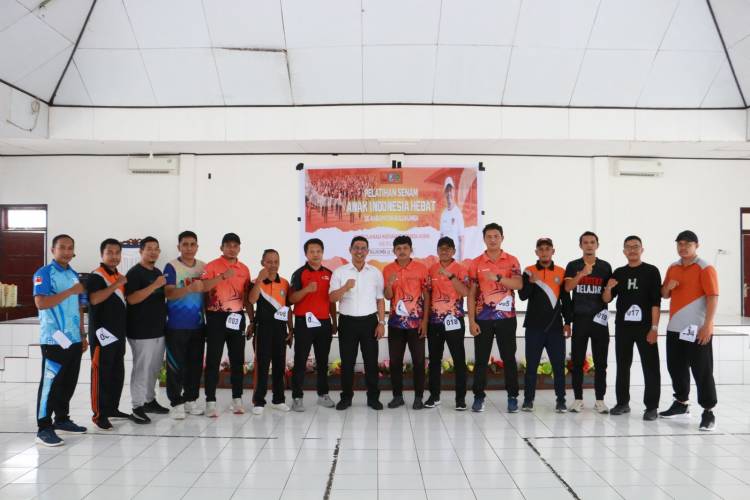 Wabup Andi Edy Manaf Buka Pelatihan Senam Anak Indonesia Hebat