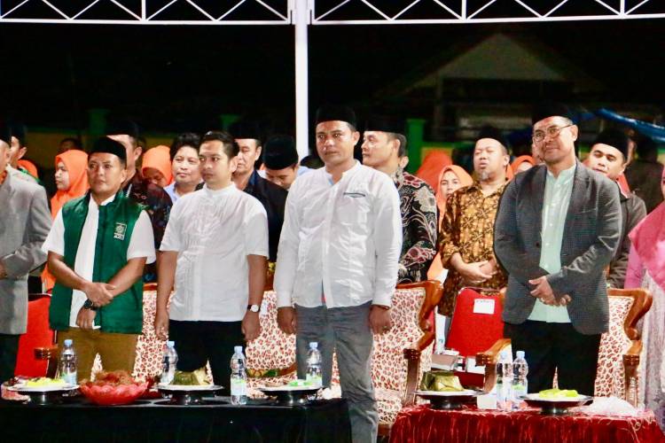 Dihadiri Ribuan Warga, Wabup Edy Manaf Buka STQH di Mattirowalie Kindang