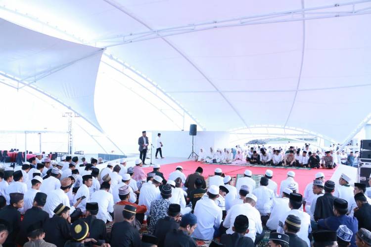 Pemkab Bulukumba Buka Puasa dengan Ribuan ASN PPPK Guru, Tim Kendali Banjir, Hingga Santri 